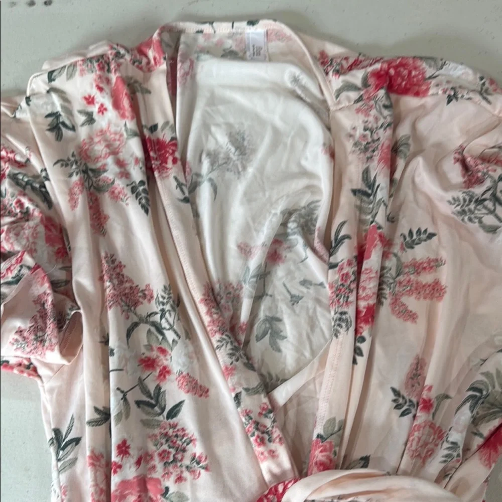 Flora Nikrooz Pink and Cream Floral Sleepwear Set 3 pieces - Picture 7 of 9